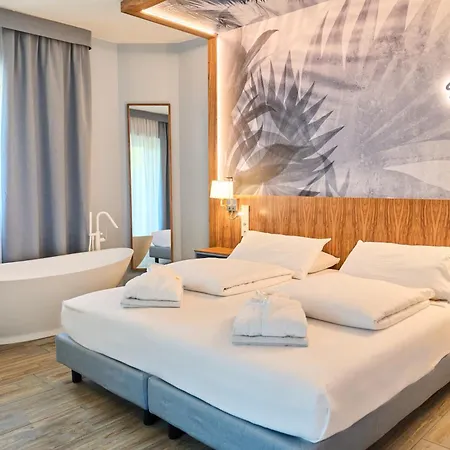 Parc Flora S Hotell
