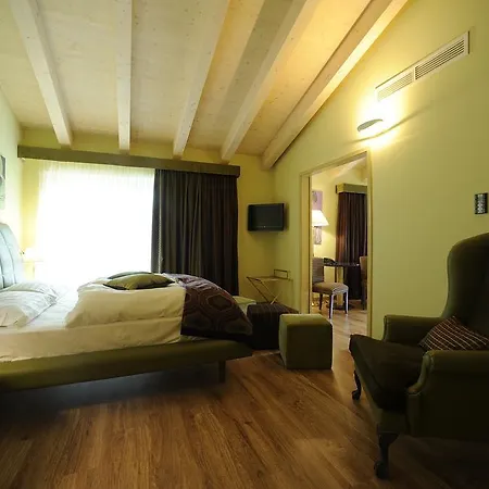 Parc Flora S Hotell